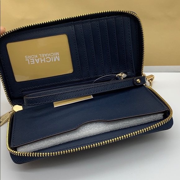 Michael Kors Jet Set Travel LG FLAT MF PHN CASE - Picture 12 of 16